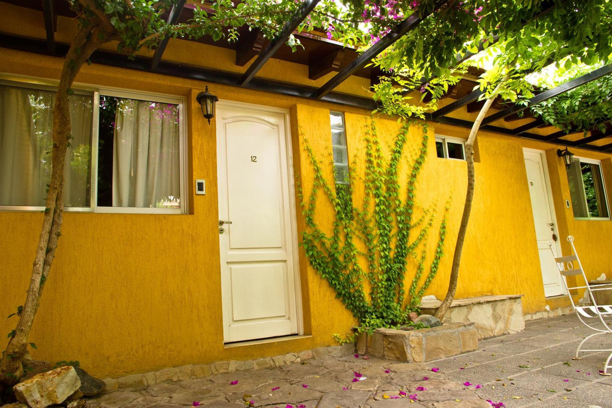 Alamo Hostel & Suites Mendoza Exteriör bild